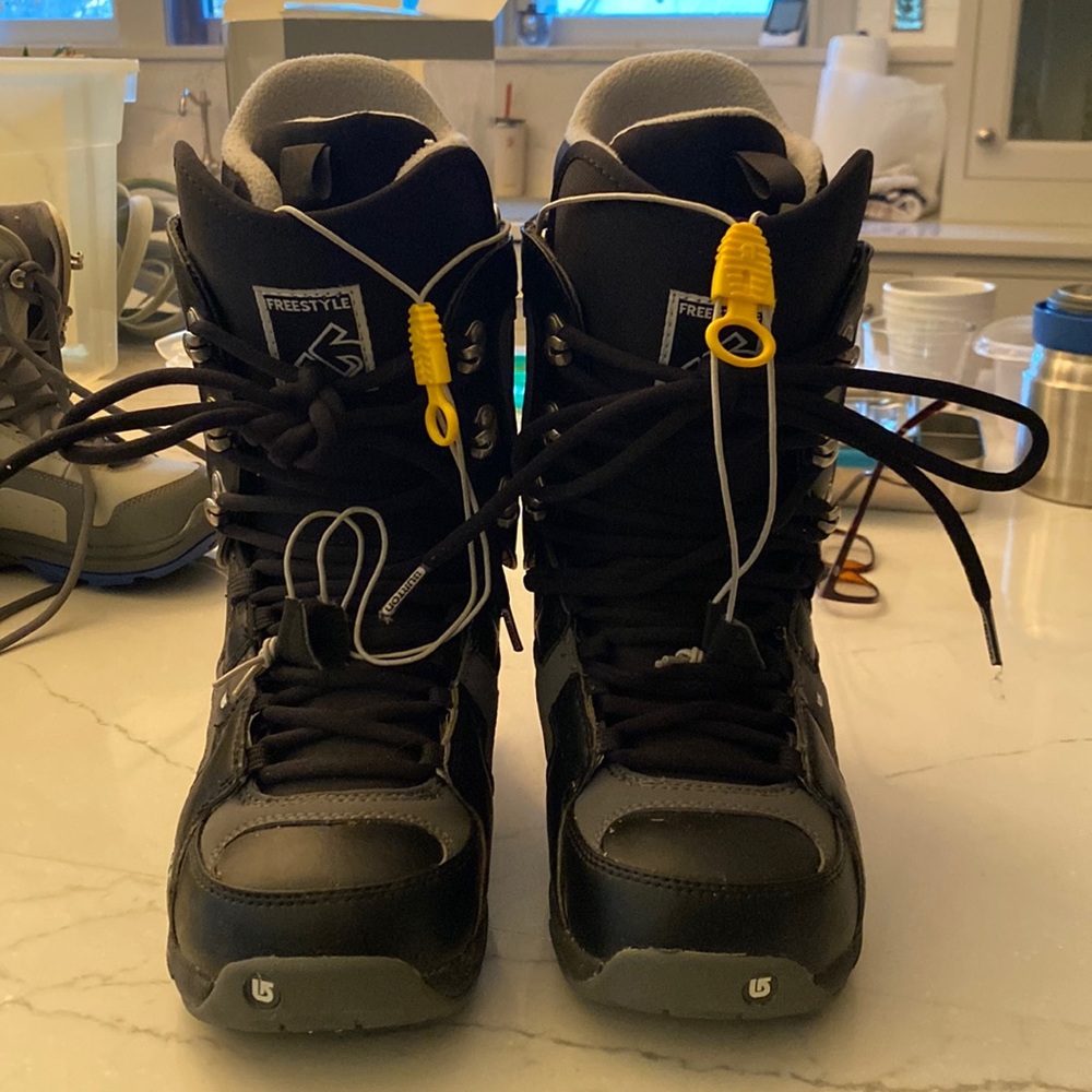 Burton Imprint2 Snowboard Boots US Size 6